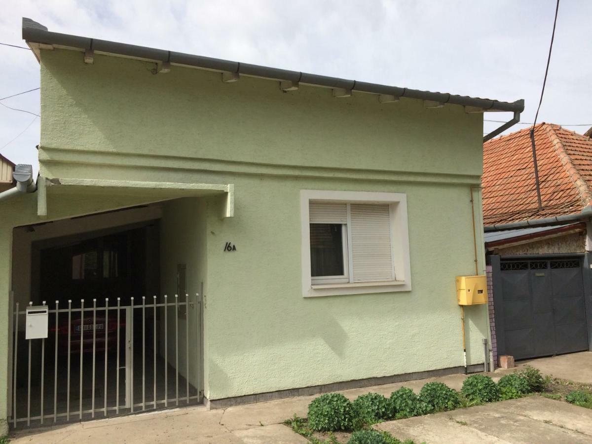Apartman Melody Сомбор Екстер'єр фото